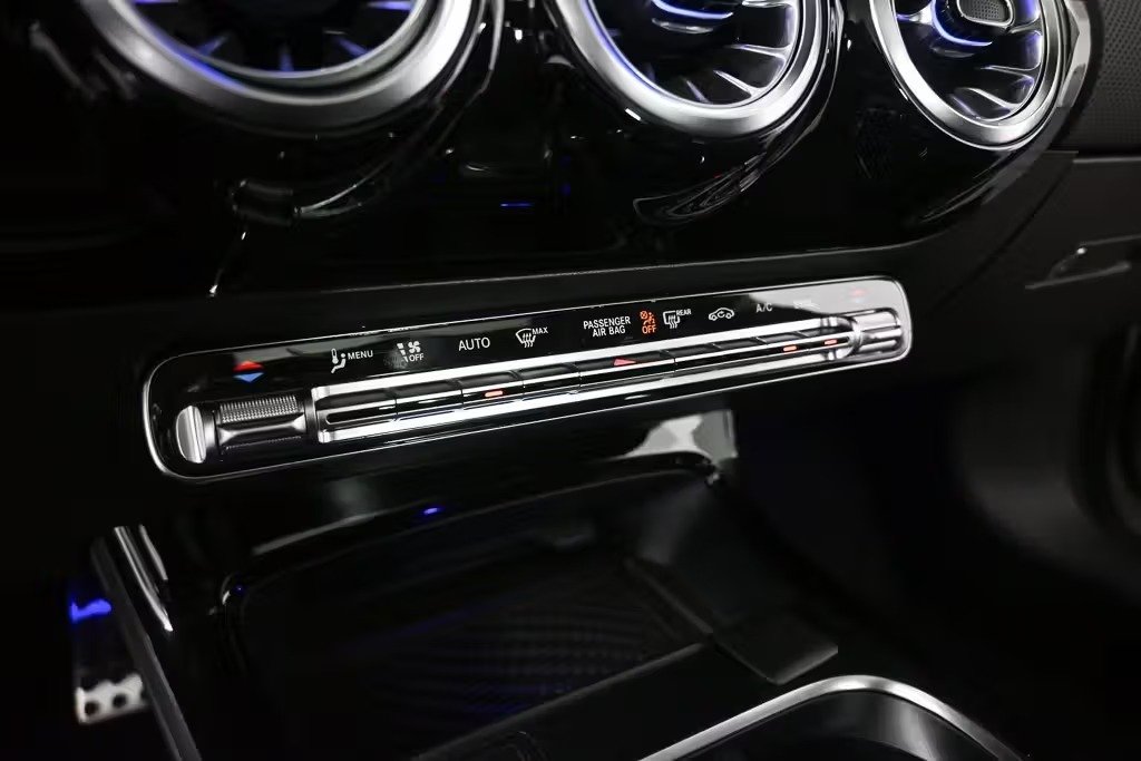 صورة السيارة