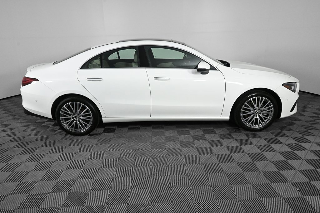 صورة السيارة