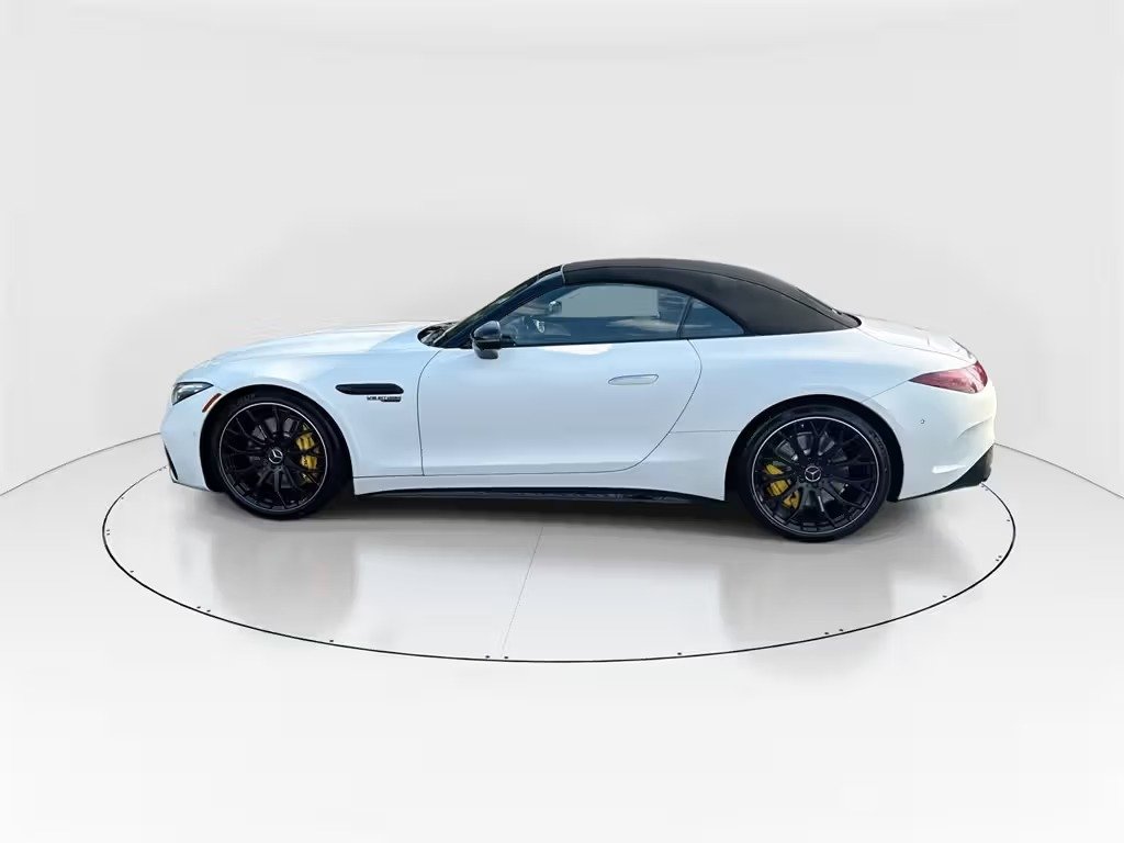 صورة السيارة