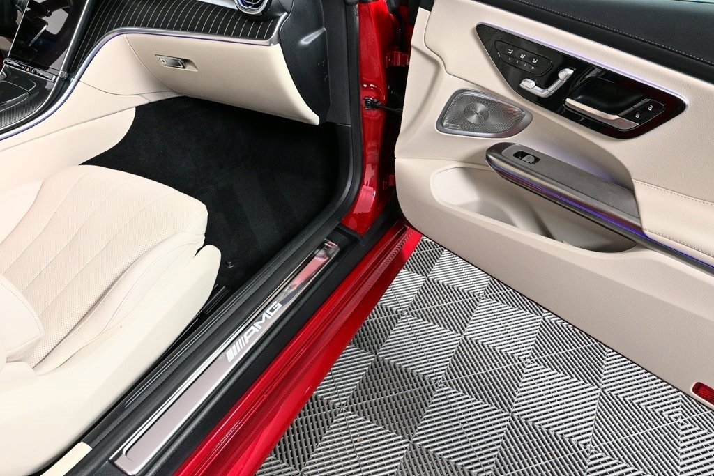 صورة السيارة