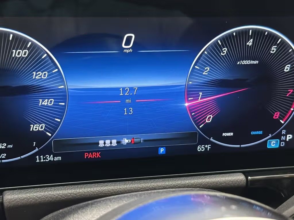 صورة السيارة