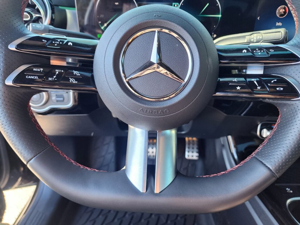 صورة السيارة