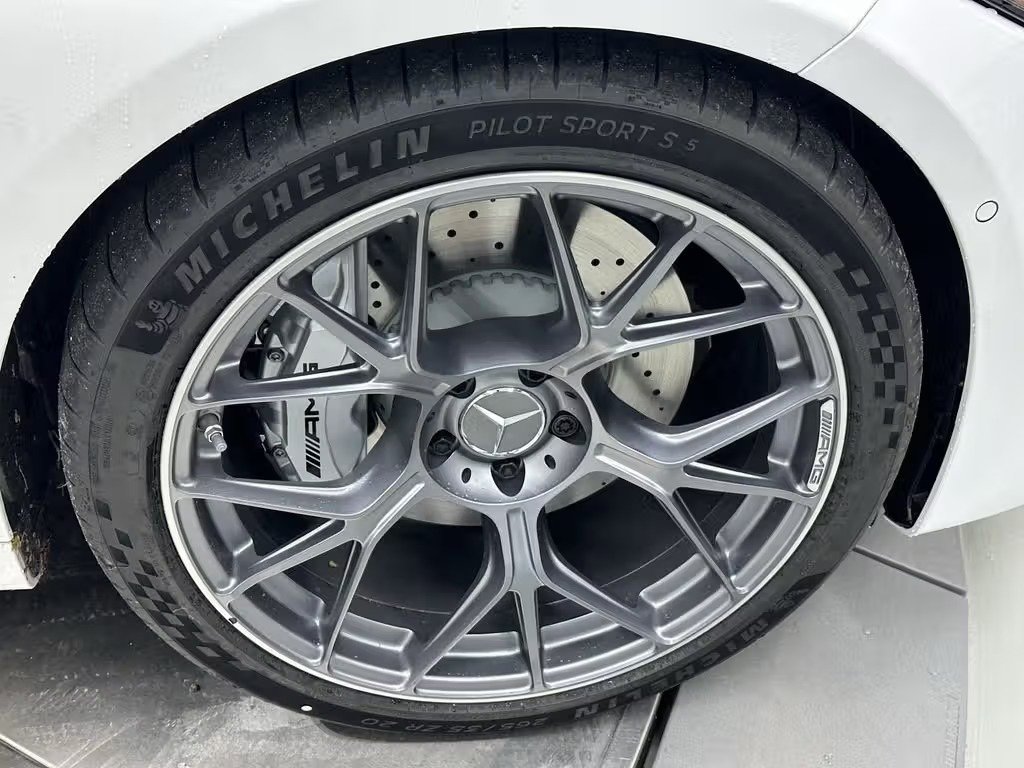 صورة السيارة