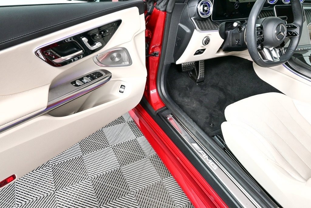 صورة السيارة