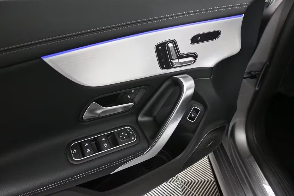 صورة السيارة