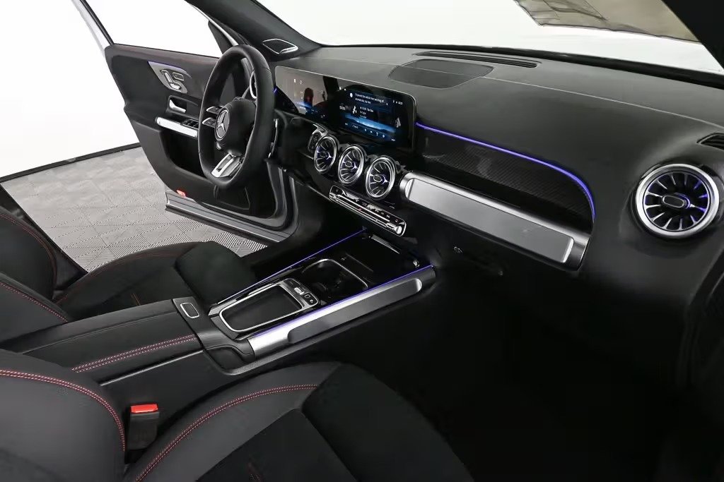 صورة السيارة