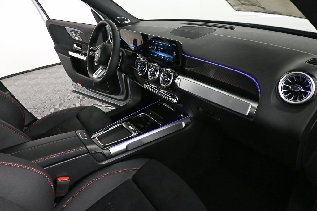 صورة السيارة