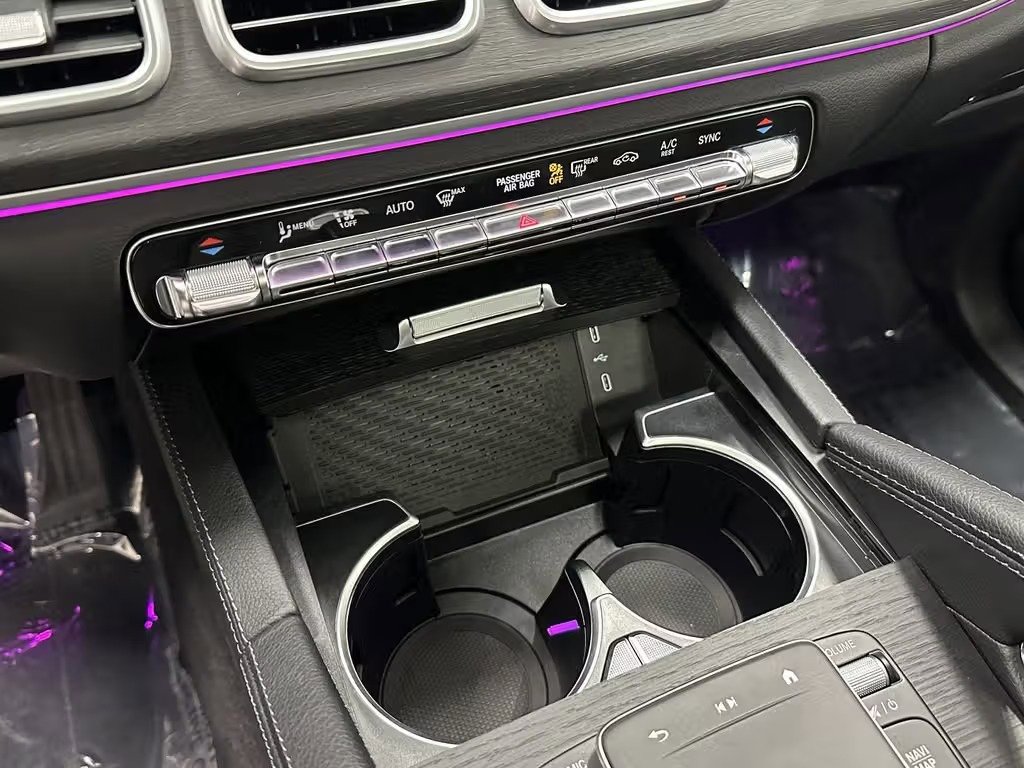 صورة السيارة