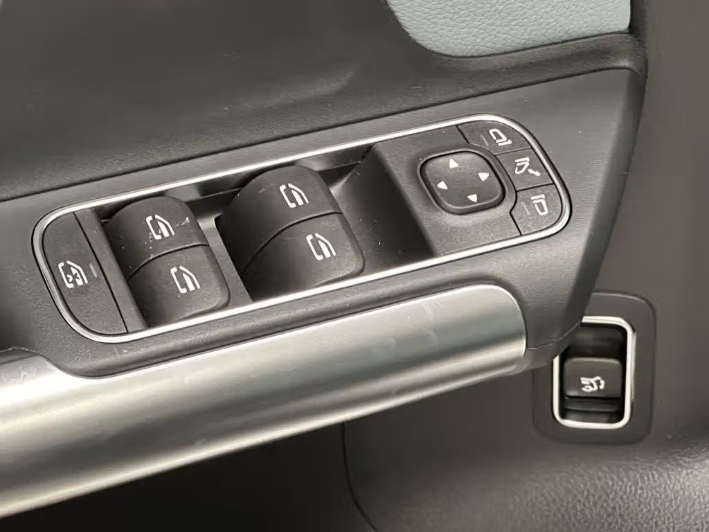 صورة السيارة