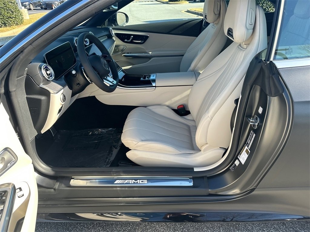 صورة السيارة