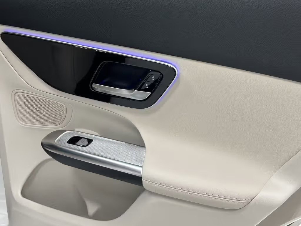 صورة السيارة