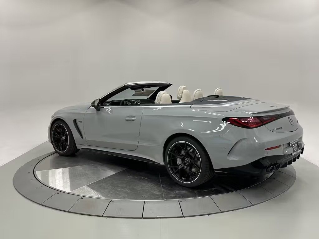 صورة السيارة