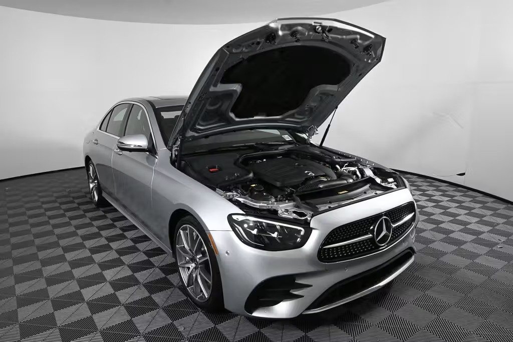 صورة السيارة