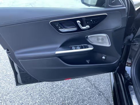 صورة السيارة