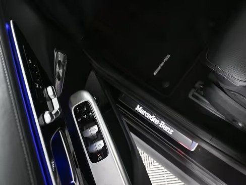 صورة السيارة