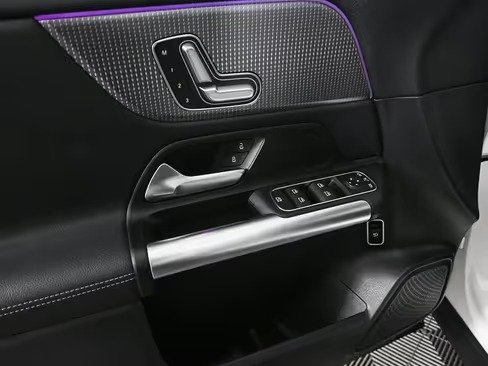 صورة السيارة