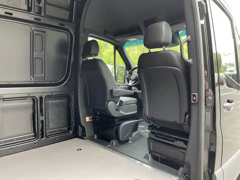 صورة السيارة