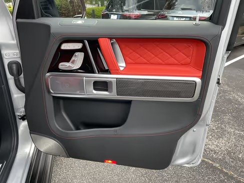 صورة السيارة