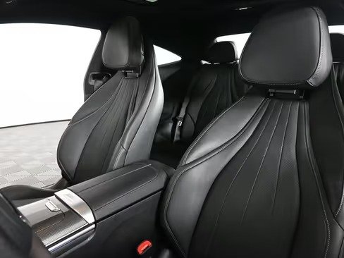 صورة السيارة