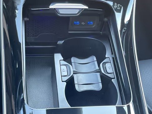 صورة السيارة