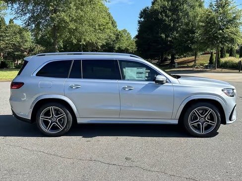 صورة السيارة