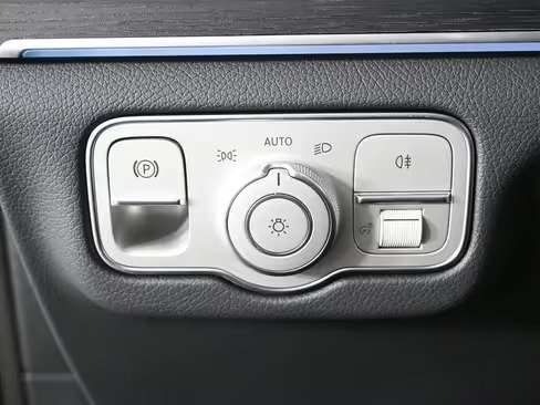 صورة السيارة