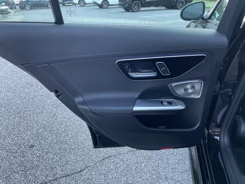 صورة السيارة