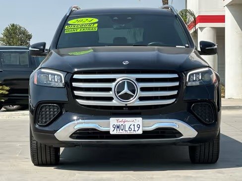 صورة السيارة