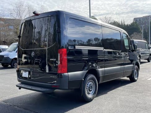 صورة السيارة