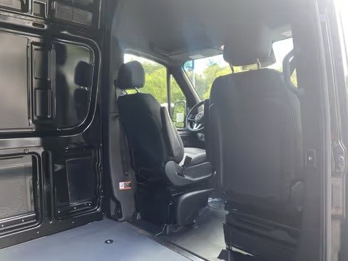 صورة السيارة