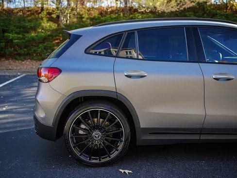 صورة السيارة