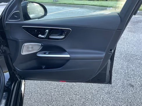 صورة السيارة