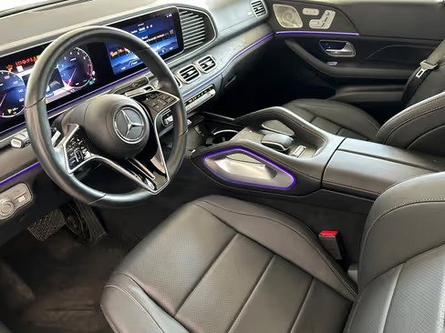 صورة السيارة