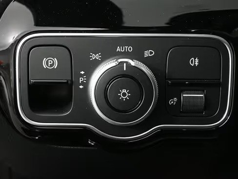 صورة السيارة