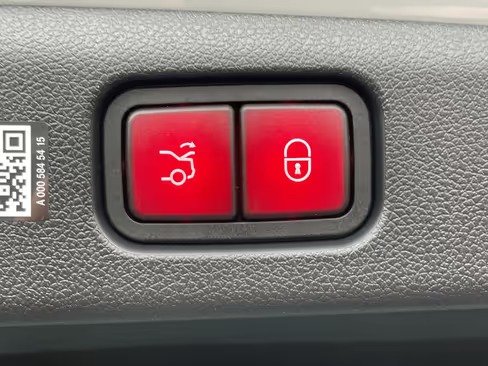 صورة السيارة