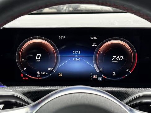 صورة السيارة