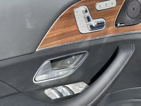 صورة السيارة