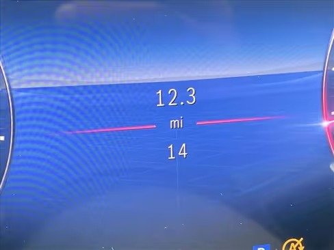 صورة السيارة