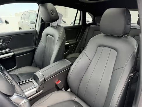 صورة السيارة