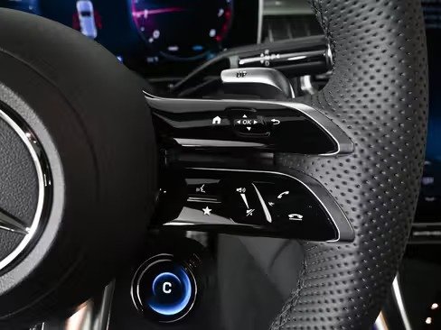 صورة السيارة