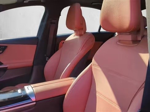 صورة السيارة