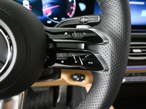 صورة السيارة