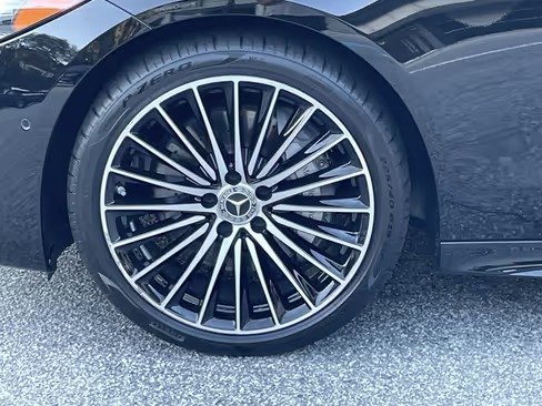 صورة السيارة