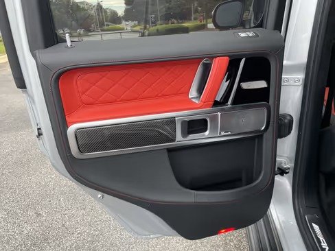 صورة السيارة