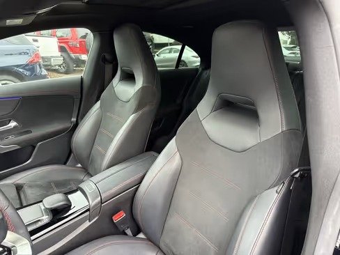 صورة السيارة