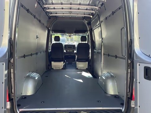 صورة السيارة