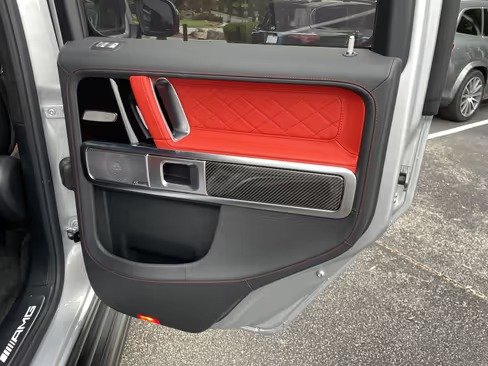 صورة السيارة