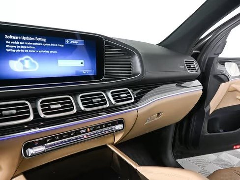 صورة السيارة