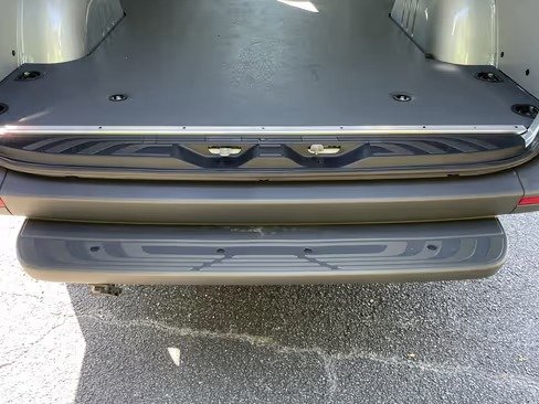 صورة السيارة