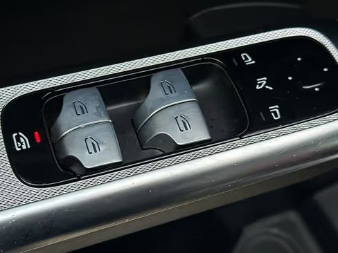 صورة السيارة